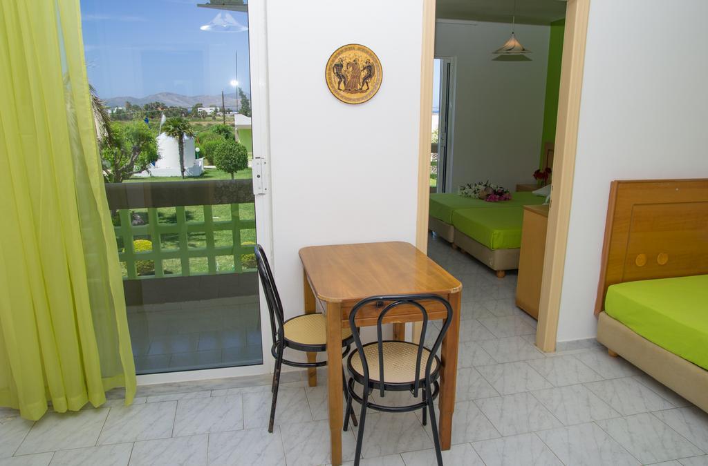 Giakalis Aparthotel Marmari  Extérieur photo
