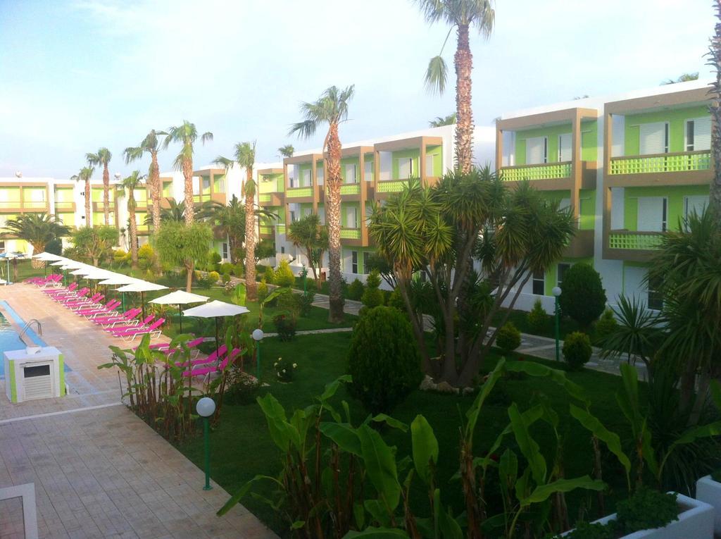 Giakalis Aparthotel Marmari  Extérieur photo