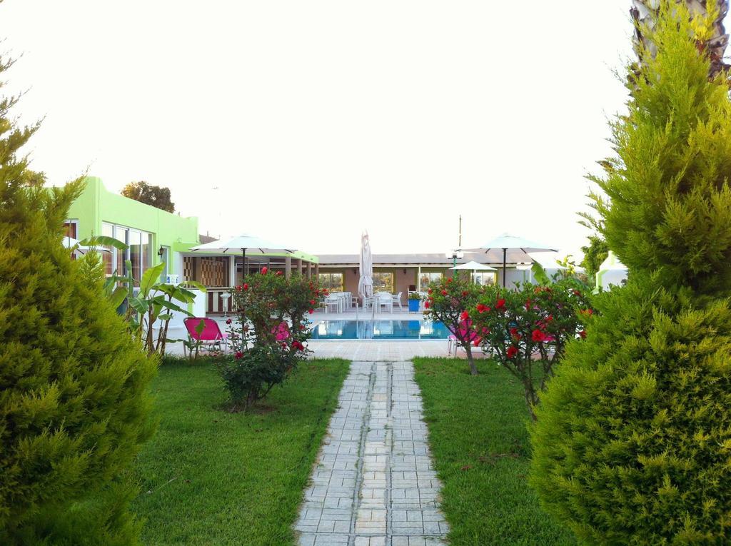 Giakalis Aparthotel Marmari  Extérieur photo